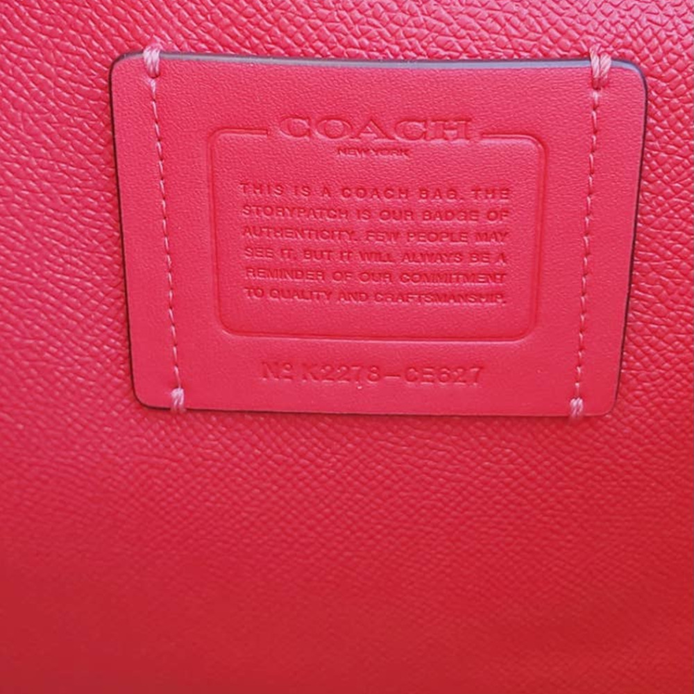 New 🎀 Coach Cherry heart Print Mollie leather Tote Bag Laptop Bag - Picture 4 of 5